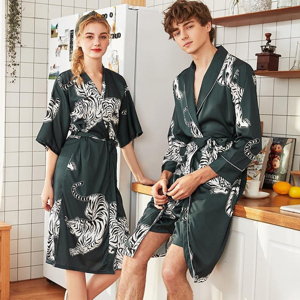 Men Women Robes Silk Bathrobes Couples Sleepwear Nightwear Plus Size animal Robes 2019 new evening dress sexy nightgowns