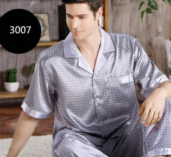 2019 new summer Silk Short Sleeve Pajama Set Pajamas Sleepwear Silk Nightgown Home Stian Soft Cozy Thin Coat Pants Housewear