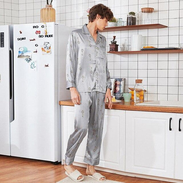 Men's Homewear New Long Sleeved Nightgown Ice Thin Silk Satin Leisure Household Clothes Students Suit Set Youth Sleepwear J065