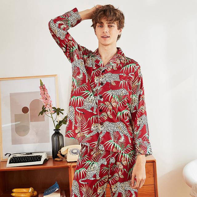2019 Spring Nightgown For Couples Long Sleeve V-Neck Print Silk Satin Nightwear for Women Men Green,Red