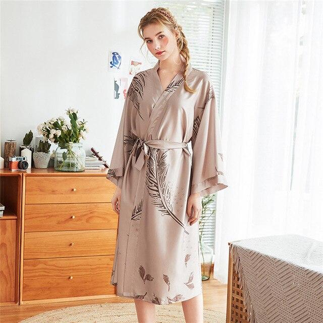 Sexy New Lady Long Robe Dress Satin Bathrobe Women Kimono Geisha Sleepwear Summer Print Nightgown Bridesmaid Brides Wedding Robe
