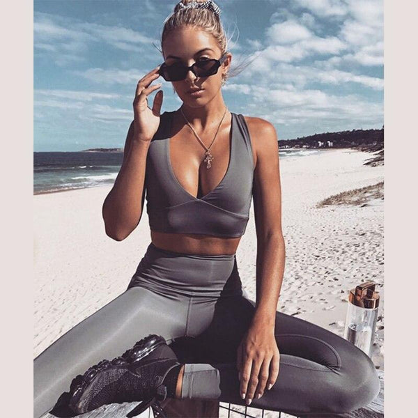Topmelon 2019 Sport Suit To yoga Women Seamless Solid Yoga Set Sports Bra Set Gray Peach Buttock Pant DeepV Top