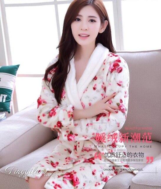 Girls Sleeping Gown Female Warm Thickened Flange Long Sleeves Bathrobe Men's Coral Velvet Pajamas Home Dress Marriage Robe D2120