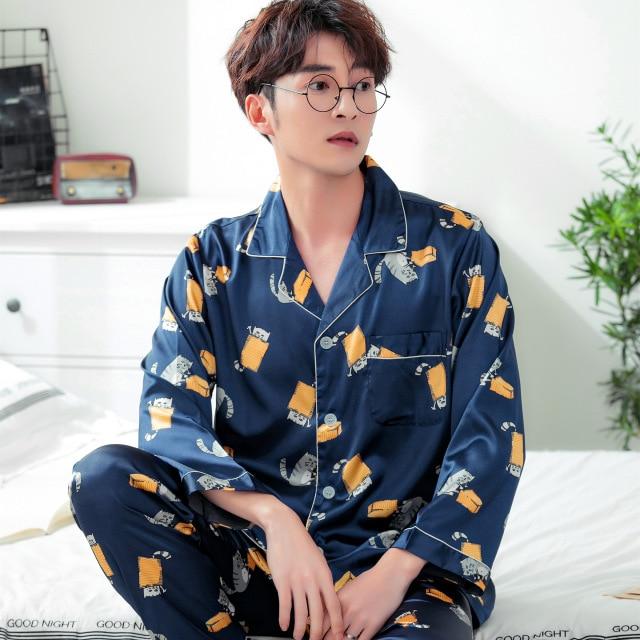 2019 New Satin Silk Pajamas Shorts for Men Rayon Silk Sleepwear Male Pajama Set Soft Nightgown for Men Pyjamas