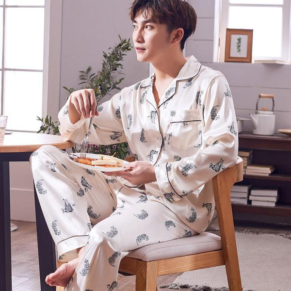 Pajamas Men Summer Ice Silk Long Sleeves Leisure Thin Style Sleepwear Teenagers Spring Autumn Home Clothing Nightgown Suit H5600