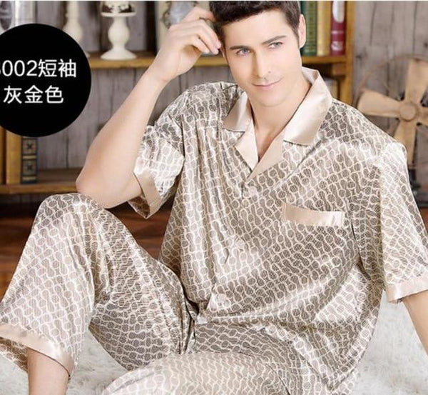 Summer Mens Pajamas Set Silk Pajamas for Men Sleepwear Nightgown Home Stian Soft Cozy Thin Short Sleeve Tops + Pants Bts Pajamas