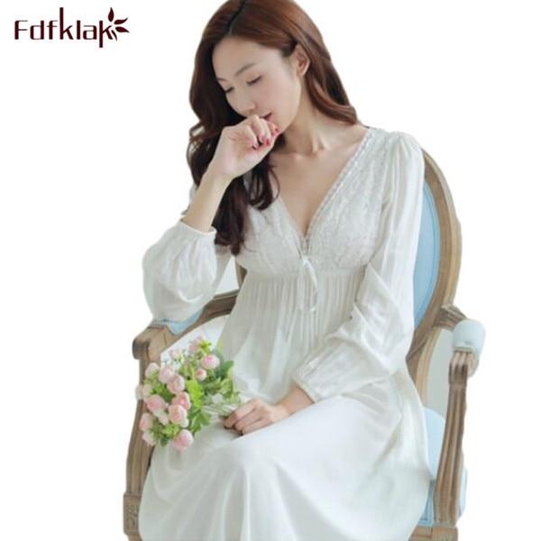 Women Sexy Nightwear Long Nightgowns For Women Summer Dress 2017 Deep V-Neck Ladies Night Gowns White Princess Nightgown E1224